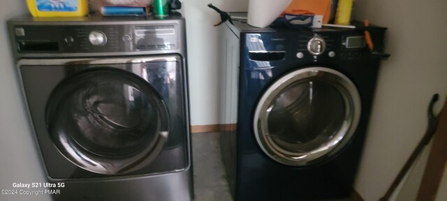 361 Great Bear Way Rd, East Stroudsburg, PA 18302 - laundry area featuring independent washer and dryer and laundry area