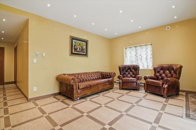 298 Overlook Way, Tannersville, PA 18372 - living area with recessed lighting, baseboard heating, and baseboards