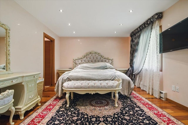 298 Overlook Way, Tannersville, PA 18372 - bedroom featuring light wood-style flooring, recessed lighting, and baseboard heating