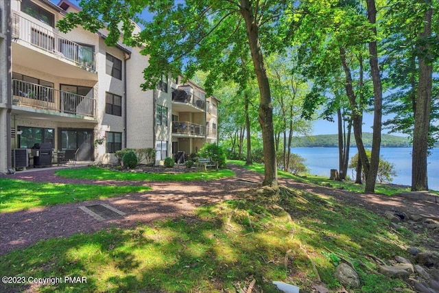 Listing photo 3 for 7 Midlake Dr Unit 201A, Lake Harmony PA 18624