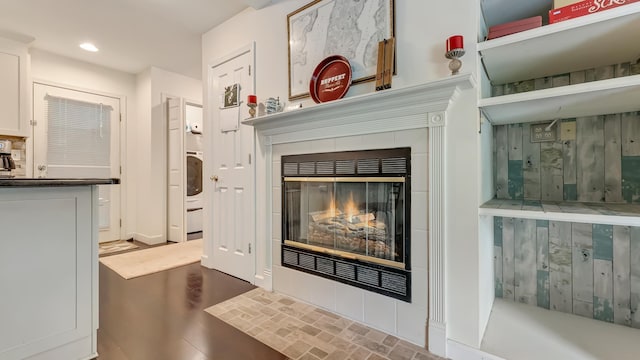 106 Legends Ct, East Stroudsburg, PA 18302 - detailed view of a fireplace and recessed lighting