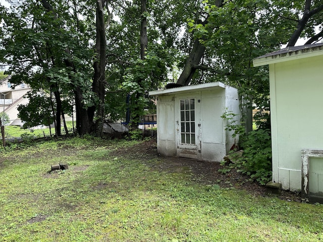846 Thomas St, Stroudsburg, PA 18360 - view of yard