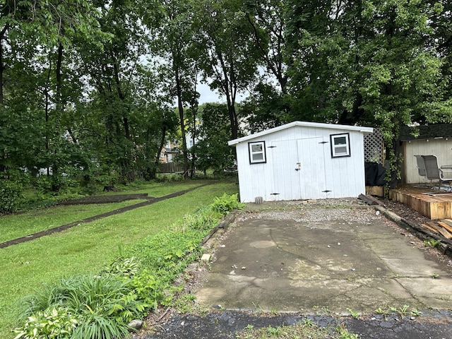 846 Thomas St, Stroudsburg, PA 18360 - view of shed