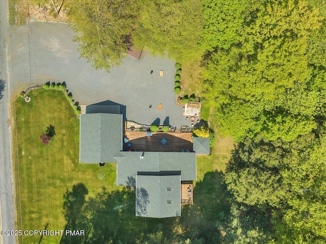 572 Sir Jeoffrey Ct, Pocono Lake, PA 18347 - photo 10