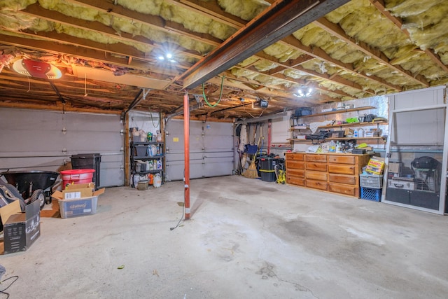 113 Larsen Ln, Cresco, PA 18326 - view of garage