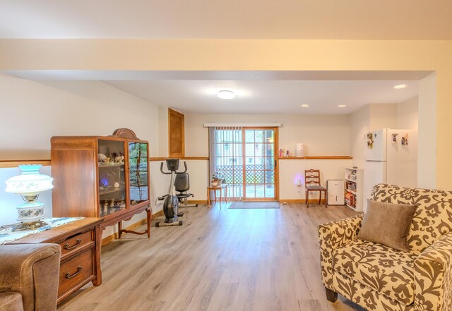 113 Larsen Ln, Cresco, PA 18326 - sitting room with light wood-style flooring