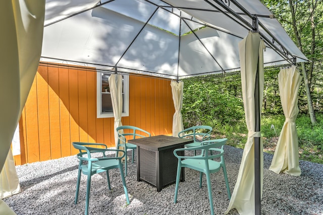 view of patio / terrace with an outdoor structure