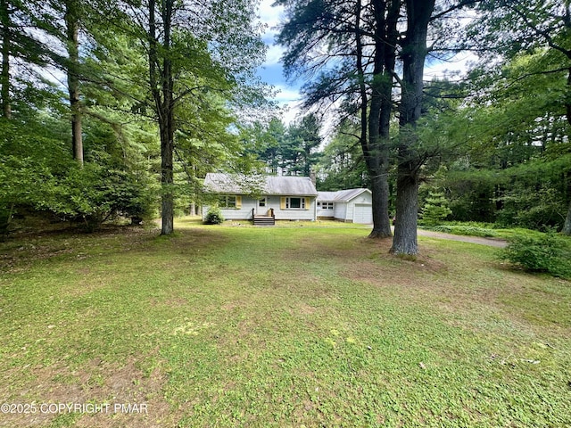 5287 Pocono Crest Rd, Pocono Pines, PA 18350 - photo 2
