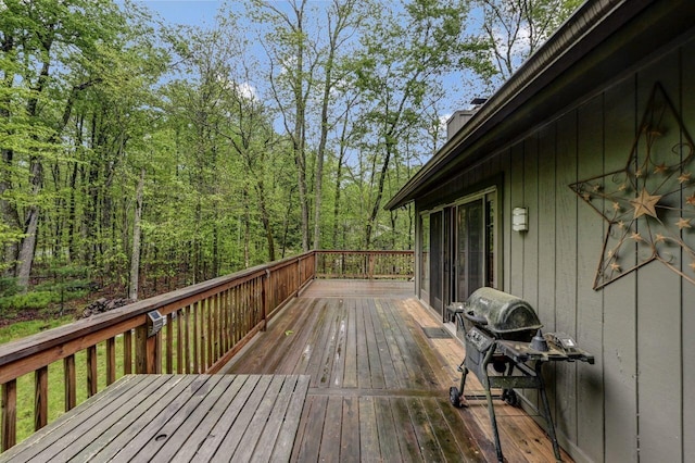 3207 Green Meadow Cir, Pocono Pines, PA 18350 - wooden terrace with a wooded view