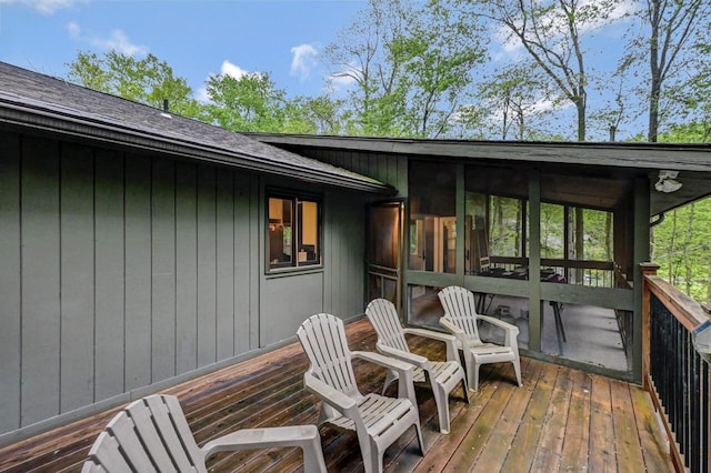 3207 Green Meadow Cir, Pocono Pines, PA 18350 - wooden deck with a sunroom