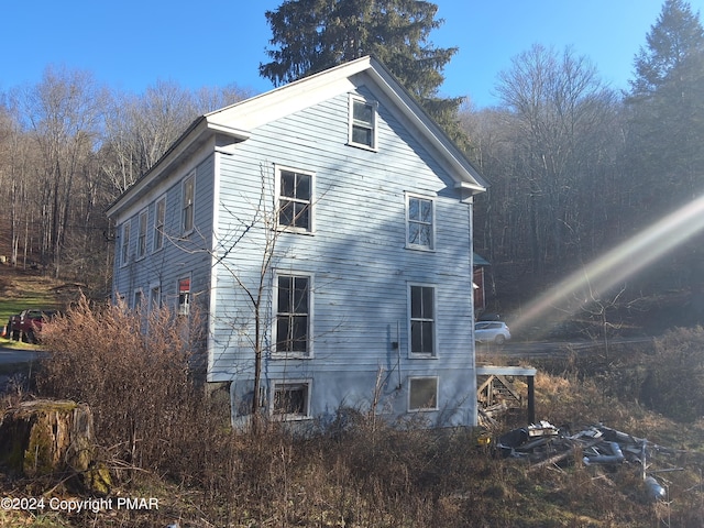 view of property exterior