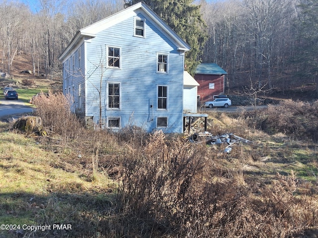 view of side of property