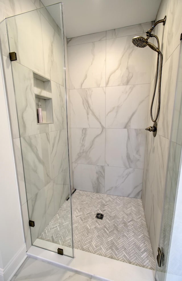 109 Forest Lake Dr, Jim Thorpe, PA 18229 - bathroom with a shower stall