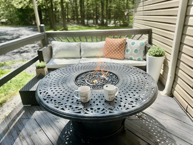 1110 Lehigh Cir, Tobyhanna, PA 18466 - wooden terrace featuring outdoor lounge area and outdoor dining area