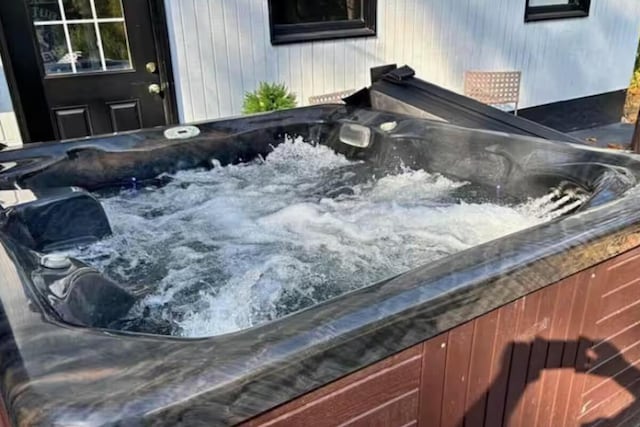 3114 Fairfax Ter, East Stroudsburg, PA 18301 - details with a jacuzzi