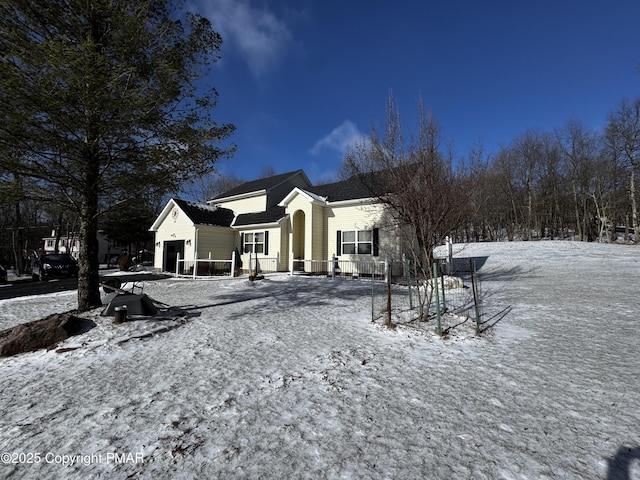 view of front of house