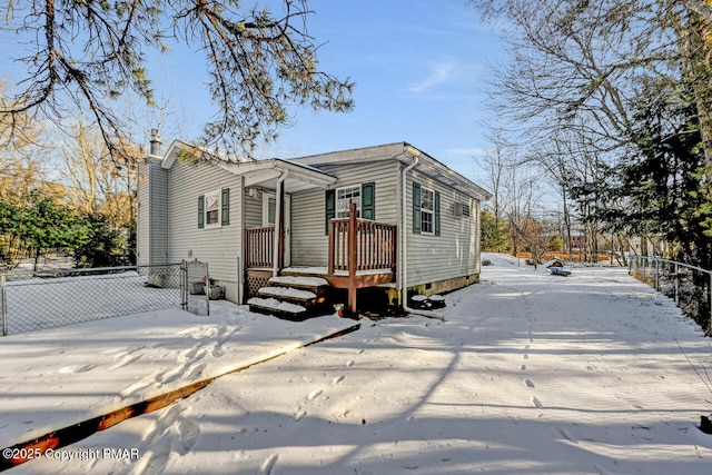 view of front of house