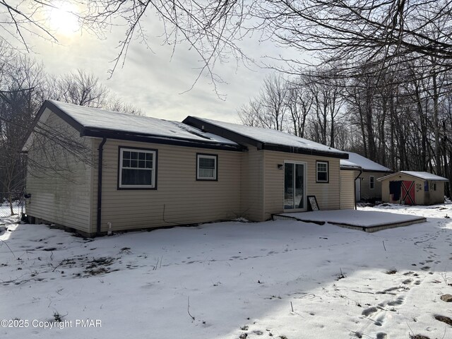 Listing photo 3 for 9341 Horn Owl Ln, Tobyhanna PA 18466