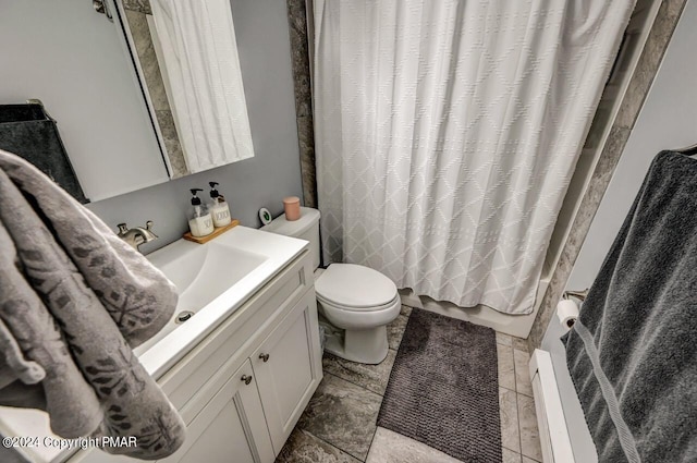 full bathroom featuring toilet, shower / bathtub combination with curtain, and vanity