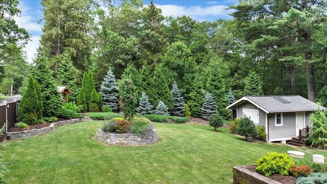 262 Marilou Ln, Bartonsville, PA 18321 - view of grassy yard with an outbuilding