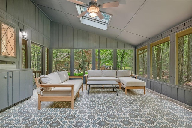171 Flintlock Trl, Pocono Pines, PA 18350 - sunroom / solarium with outdoor lounge area, a skylight, ceiling fan, and vaulted ceiling