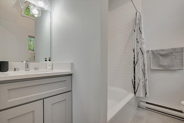171 Flintlock Trl, Pocono Pines, PA 18350 - bathroom featuring baseboard heating, vanity, toilet, and shower / bathtub combination with curtain