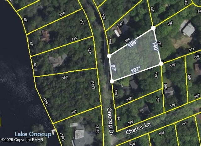 46 Onoco Dr, Pocono Lake, PA 18347