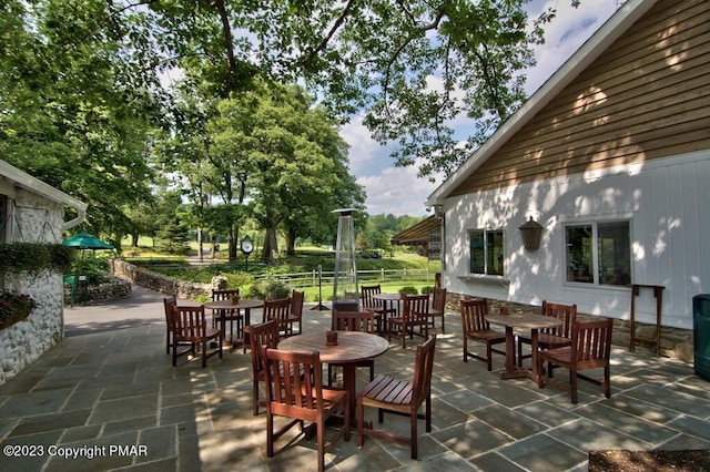 5126 Beattys Cir, Buck Hill Falls, PA 18323 - view of patio / terrace