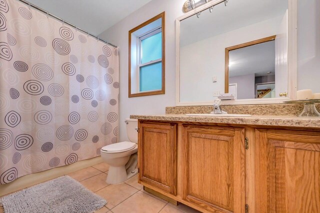 295 Wyomissing Dr, Pocono Lake, PA 18347 - bathroom featuring tile patterned flooring and vanity
