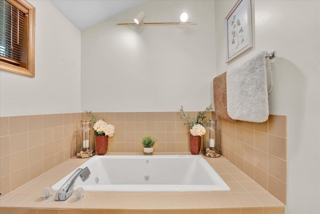 96 Wolf Hollow Rd, Lake Harmony, PA 18624 - full bathroom with a whirlpool tub and vaulted ceiling