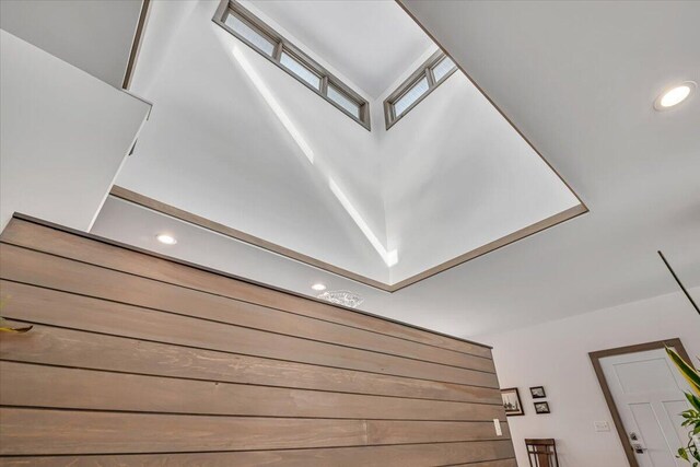 115 Ridgewood Ln, Hawley, PA 18428 - detailed view of recessed lighting