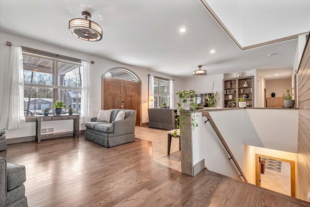 115 Ridgewood Ln, Hawley, PA 18428 - living area featuring wood finished floors and recessed lighting