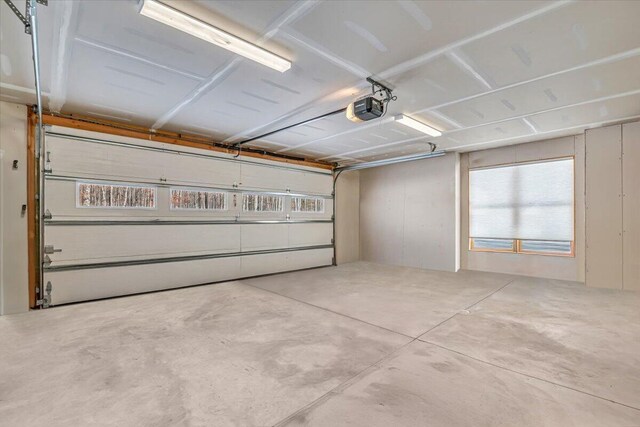 115 Ridgewood Ln, Hawley, PA 18428 - garage with a garage door opener