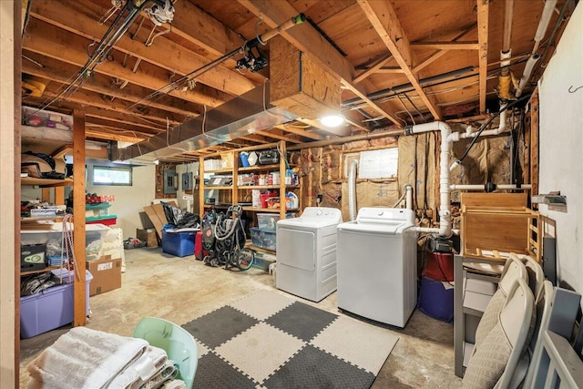 105 Beaver Ln, East Stroudsburg, PA 18301 - below grade area featuring washing machine and clothes dryer