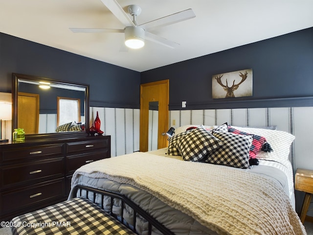 bedroom featuring ceiling fan