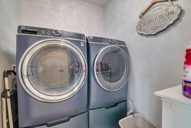 116 Red Bud Ln, Kunkletown, PA 18058 - laundry room featuring washing machine and clothes dryer