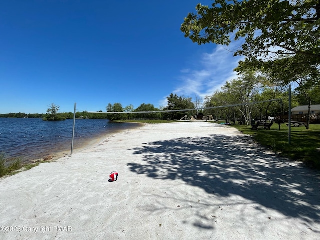 3137 Fern Rd, Pocono Summit, PA 18346 - view of home's community with a water view and volleyball court