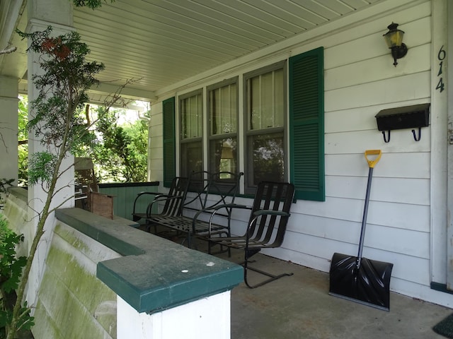 614 S 6th St, Bangor, PA 18013