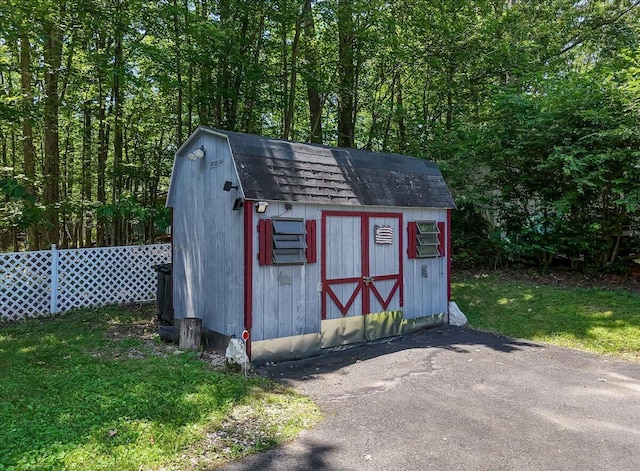 9 Cobblewood Dr, Mount Pocono, PA 18344