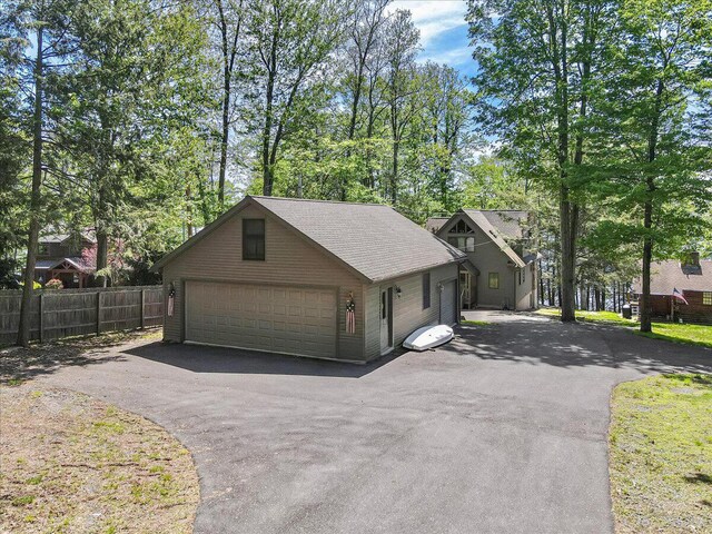 24 Glen Rd, Lake Ariel, PA 18436 - view of detached garage