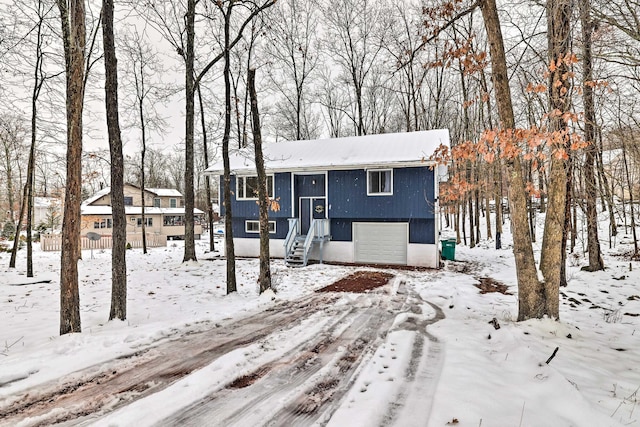 view of front of property with an attached garage