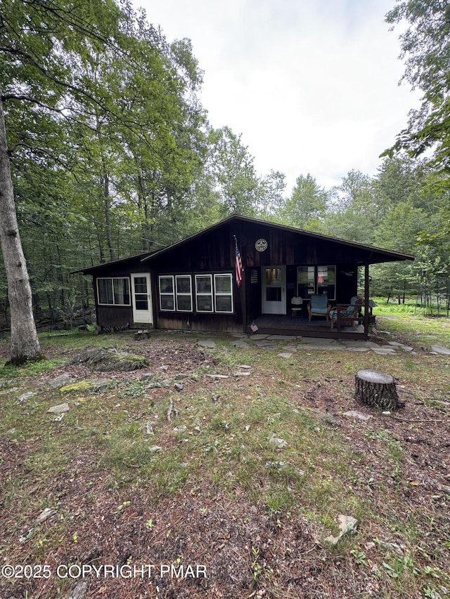 5198 Arrowhead Ln, East Stroudsburg, PA 18302 - photo 1