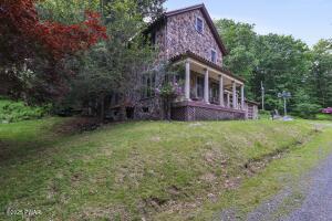 204 Bellemonte Ave, Hawley, PA 18428 - photo 65