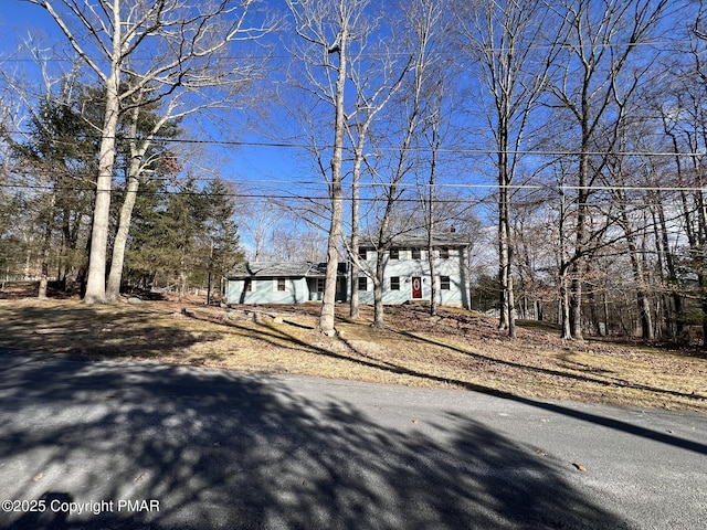 3127 Gabrielle Ln, East Stroudsburg PA, 18301, 4 bedrooms, 2.5 baths house for sale