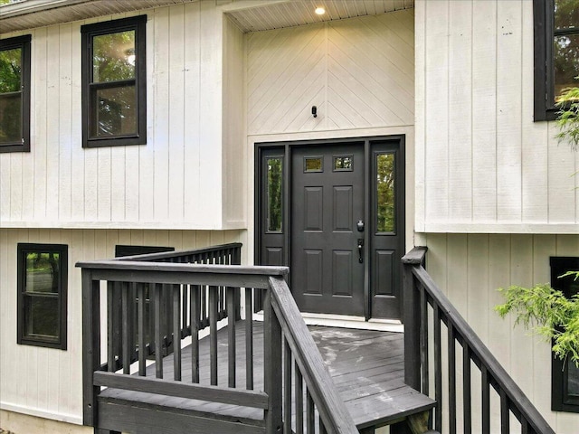 754 Clubhouse Dr, East Stroudsburg, PA 18302 - doorway to property