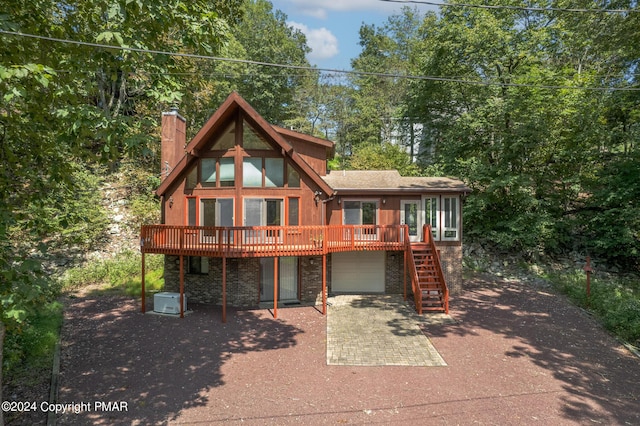 Listing photo 3 for 121 Sussex Ct, Bushkill PA 18324