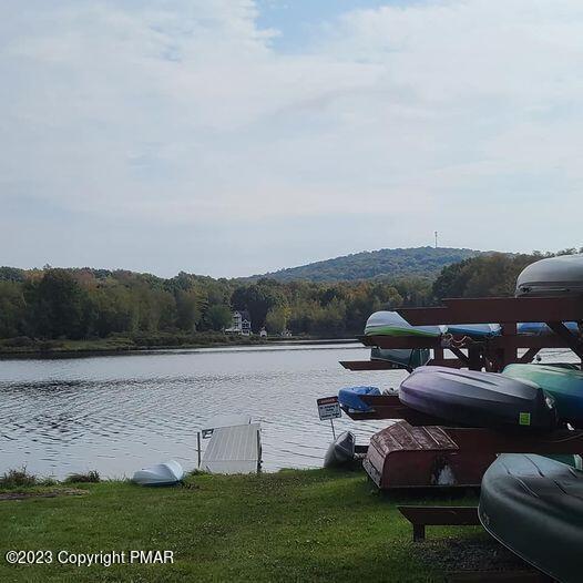 11 Cheilo Path, Pocono Lake, PA 18347