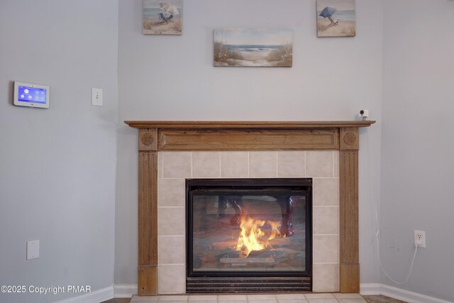 room details featuring a fireplace