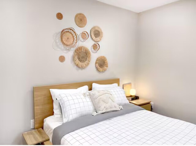 7126 Robinwood Dr, Tobyhanna, PA 18466 - view of bedroom