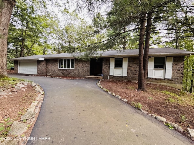 3190 Dogwood Ter, East Stroudsburg, PA 18301 - photo 1